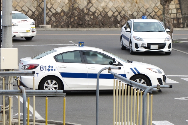 自動車学校